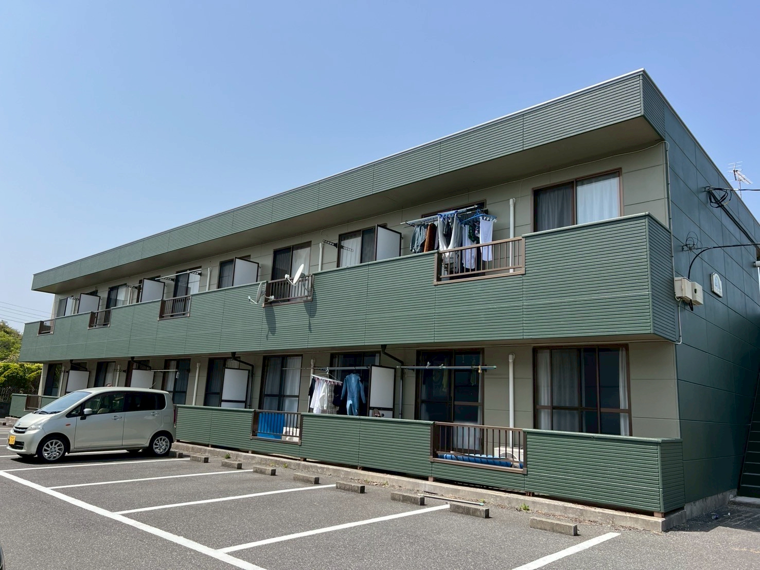 茨城県にて雨漏り予防に伴う塗装メンテナンス〈中古物件・アパートの塗装工事〉の施工後写真