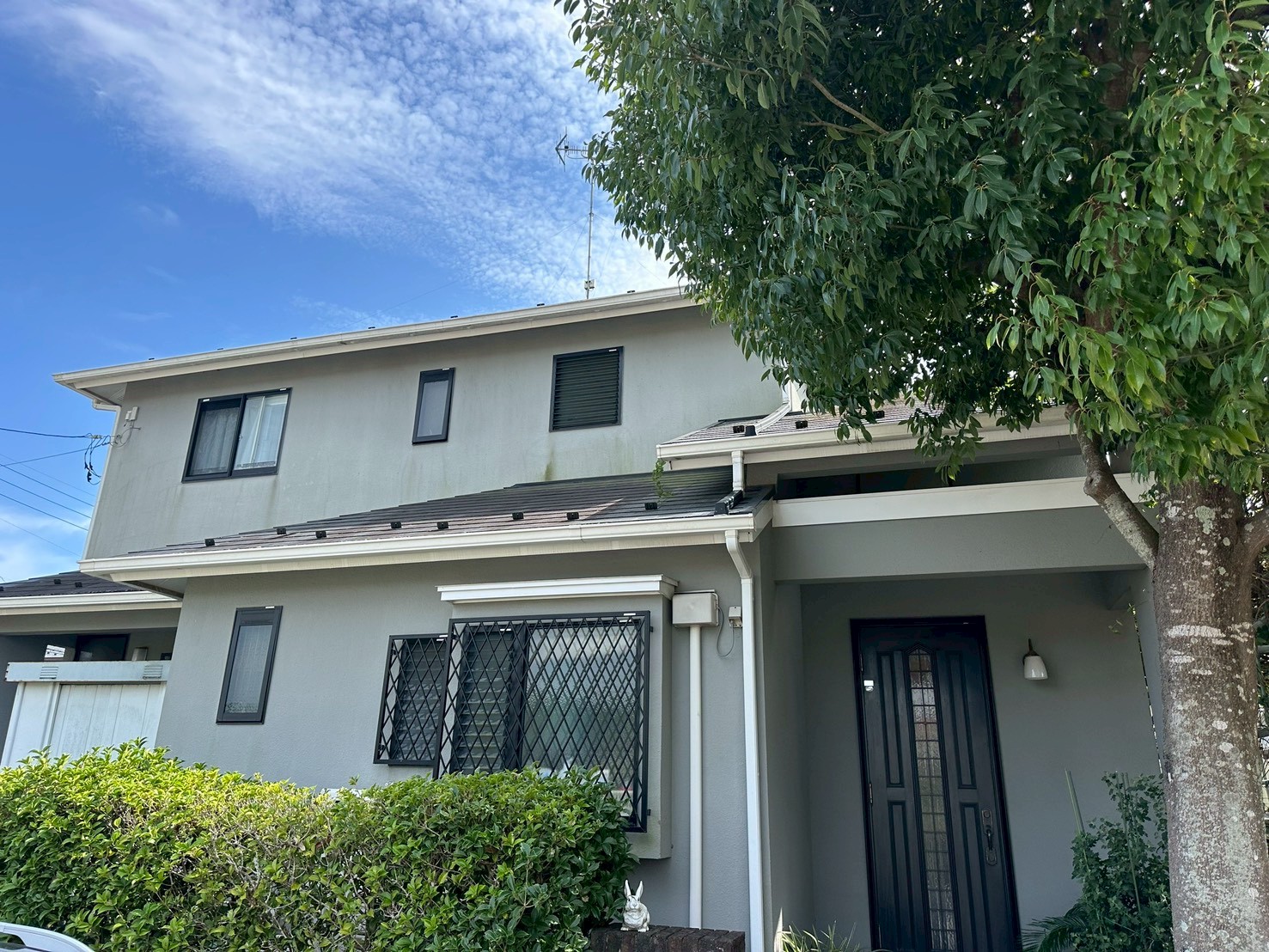 茨城県取手市にて外壁・屋根塗装とベランダ外壁の貼り替え、鉄骨補強工事の施工前写真